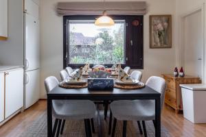 Cozy Family House in the heart of everything