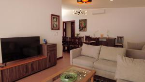 THE HOUSE VILLA 8pax