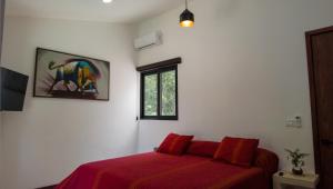 THE HOUSE VILLA 8pax