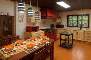 Casa del Bosque - Hermosa y Cálida Cabaña en Huitzilac - 22 huéspedes