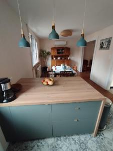 Gîte des Quatre Vents 6 à 8 personnes proche Strasbourg au calme, jardin,ping pong, oeuf frais