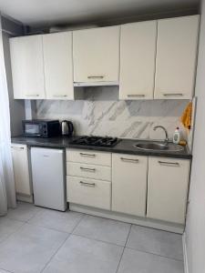 Apart ТРЦ Лавина