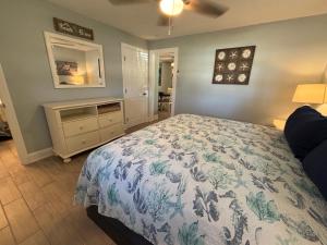 Sea Turtle - Fresh Spacious Cottage W&D Kit 1.3 Mi to Beach