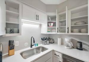 Willy St Apt Pets and Parking free - Fully Furnished