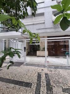 Novo apartamento com terraço privativo – CopacabanaIpanema