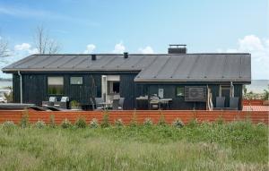 3 Bedroom Amazing Home In Sjølund