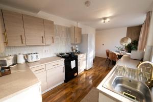 Spacious 3-Bed Home with Free Off-Street Parking Near Newcastle