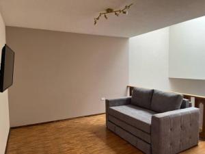 Casa céntrica, 4 recamaras, cochera para 2 autos