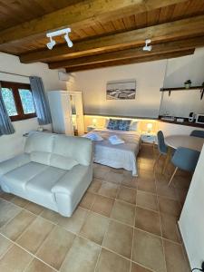 Camera Office della Castellina