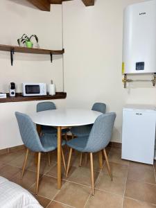 Camera Office della Castellina