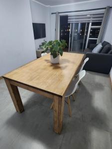 Vista Retreat - Stylish Flat at Menlyn Main