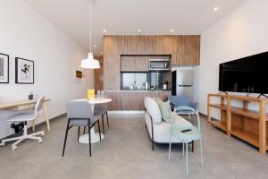 Be Grand by Wynwood House