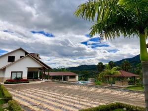 Casa de campo con piscina
