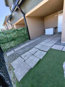 Casa con estacionamiento linares