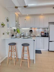 nJoy! Tropical Breeze at Venice Grand Canal