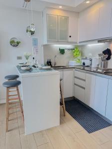 nJoy! Tropical Breeze at Venice Grand Canal