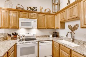 Christiana 5 by Ski Country Resorts