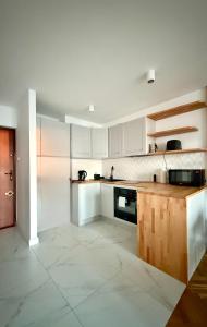 Cozy Stay Żelazna Apartment