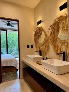 Kataluum- Luxurious Eco-chic PH with pool