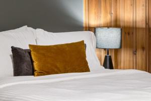 Gateway Suites Near Canmore and Banff