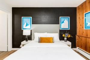 Gateway Suites Rocky Mountains stay near Banff