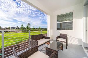 Modern Condo Near Disney