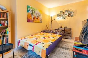 Holiday house with WiFi Cres - 24872