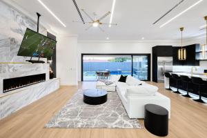 Havana - Walk to Old Town - Heated Pool & Spa