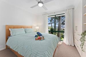 Luxury 4BR Saratoga Retreat w Water Views & Pool