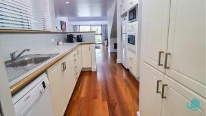 Plover Executive Deluxe Villa 25