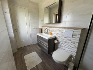 Case Vista Alta Langa