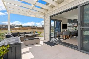 Beachfront Studio Surf Side