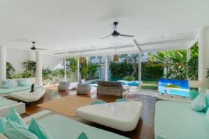 Berawa -Ocean View 5 Bed, Walk to Beach, Sleeps 10