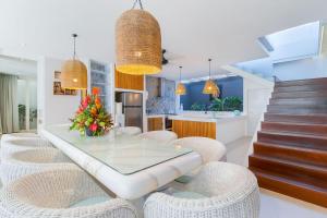 Berawa -ocean View 5 Bed, Walk To Beach, Sleeps 10