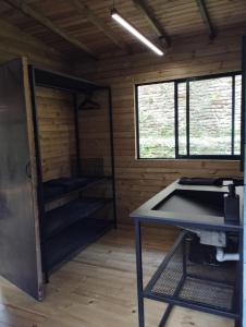 Madremonte Santa Elena finca con cabaña para 2 con piscina natural