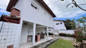 Casa individual apenas 650m da praia