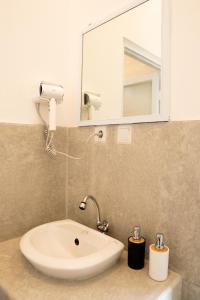 Stylish 3BR Villa with Pool & Garden in Canggu