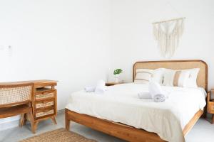 Stylish 3BR Villa with Pool & Garden in Canggu