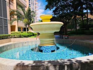 Serenity unit Venice luxury near BGC