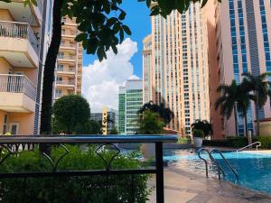 Serenity unit Venice luxury near BGC