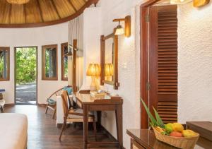 Makunudu Island- An Intimate Hideaway