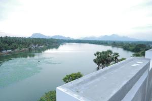 Sri Sakthi Lodge