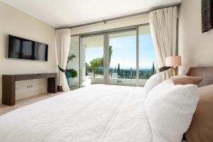 The Skyline 3 BD Penthouse - Los Flamingos