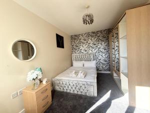 1 Bed Flat - Sleeps 4 - Pets - Parking - Wifi