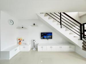 Cozy 3BR House for Groups with AC Wifi Free Parking