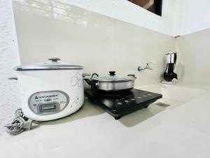 Cozy 3BR House for Groups with AC Wifi Free Parking