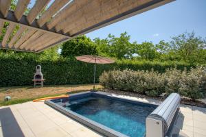 La Plaine aux Etoiles - Maison Individuelle avec Piscine Balnéo Privative et Jardin