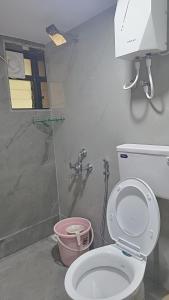 NivaantatVicharays Palm View Family Room