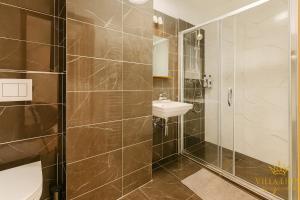 Villa many separate rooms with Free Parking Praha 4 libuš