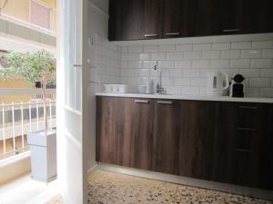 Walk to Acropolis of Athens,15-min Metro nearby